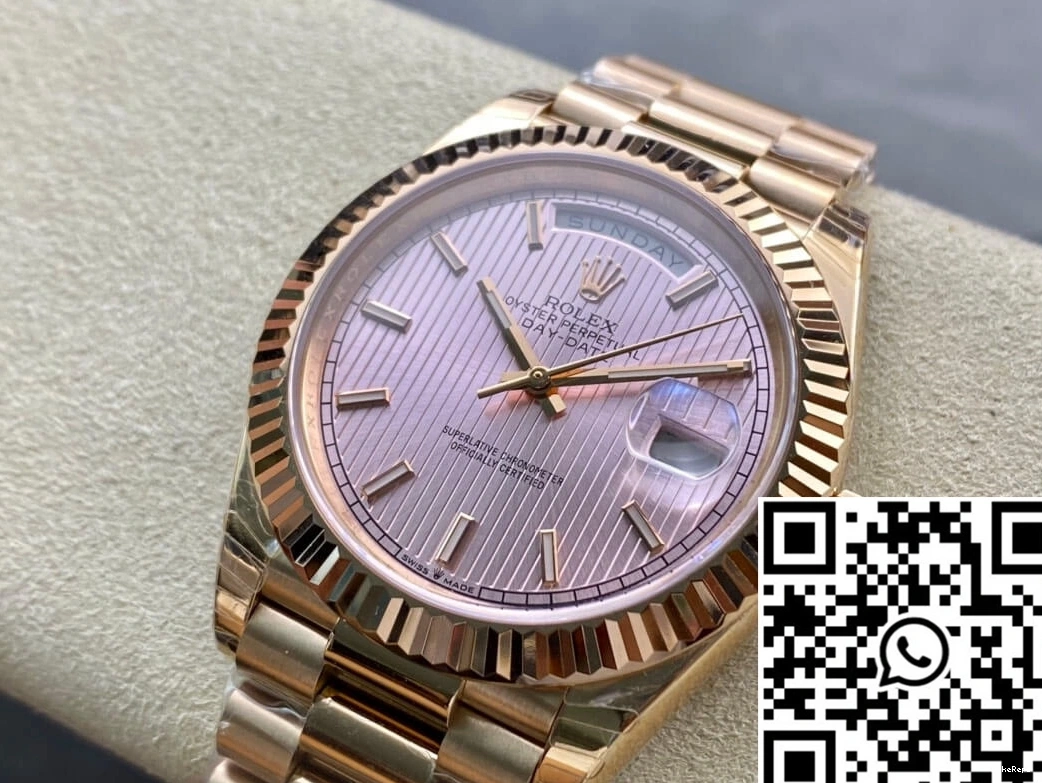 Rose EW Date Gold Factory Rolex M228235-0005 Day 0302